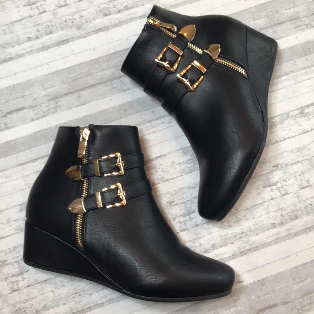 Low Wedge Heel Ankle Bootie size 7 1/2